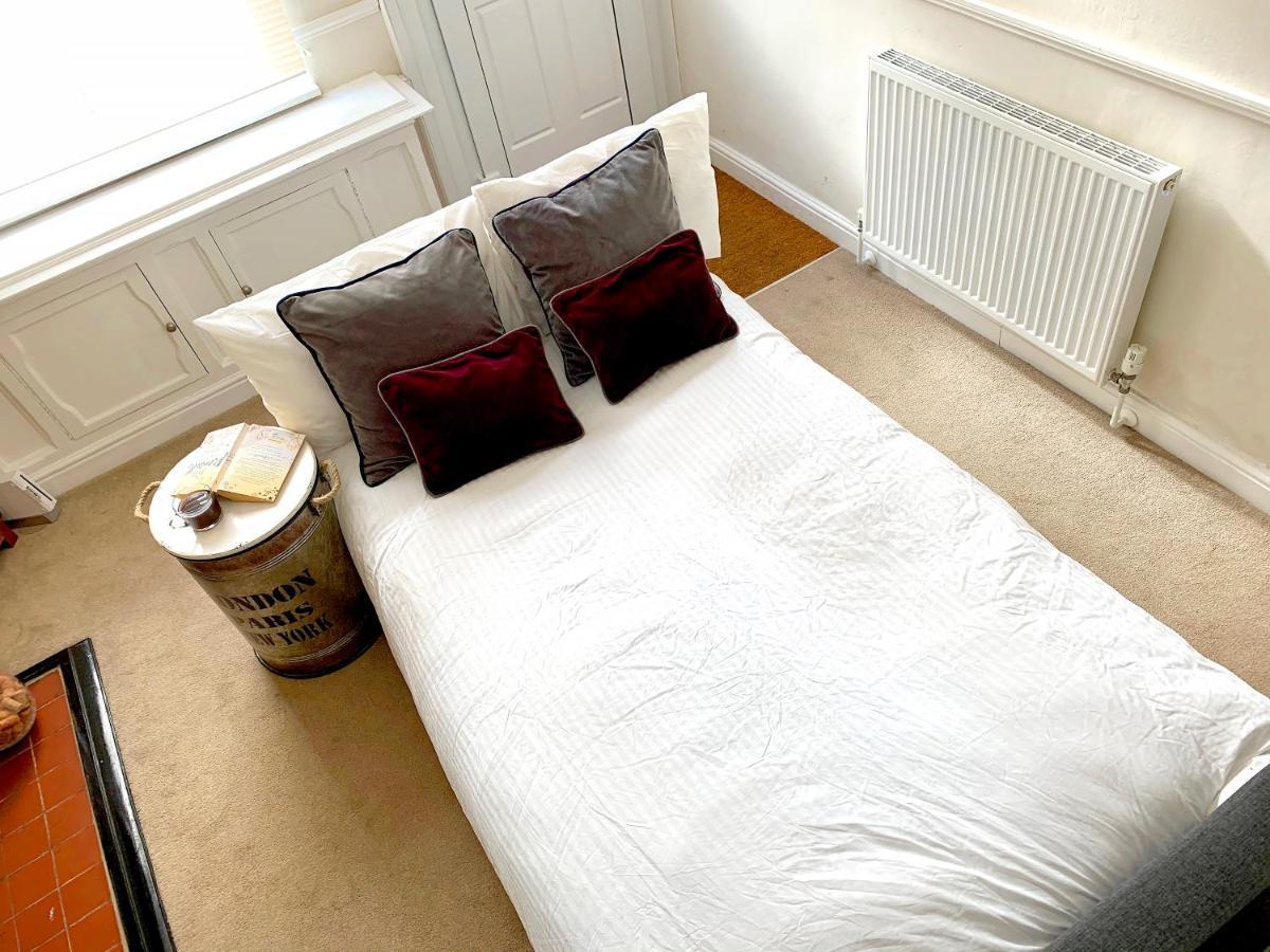 The Racecourse - Quaint Victorian With Free Parking York